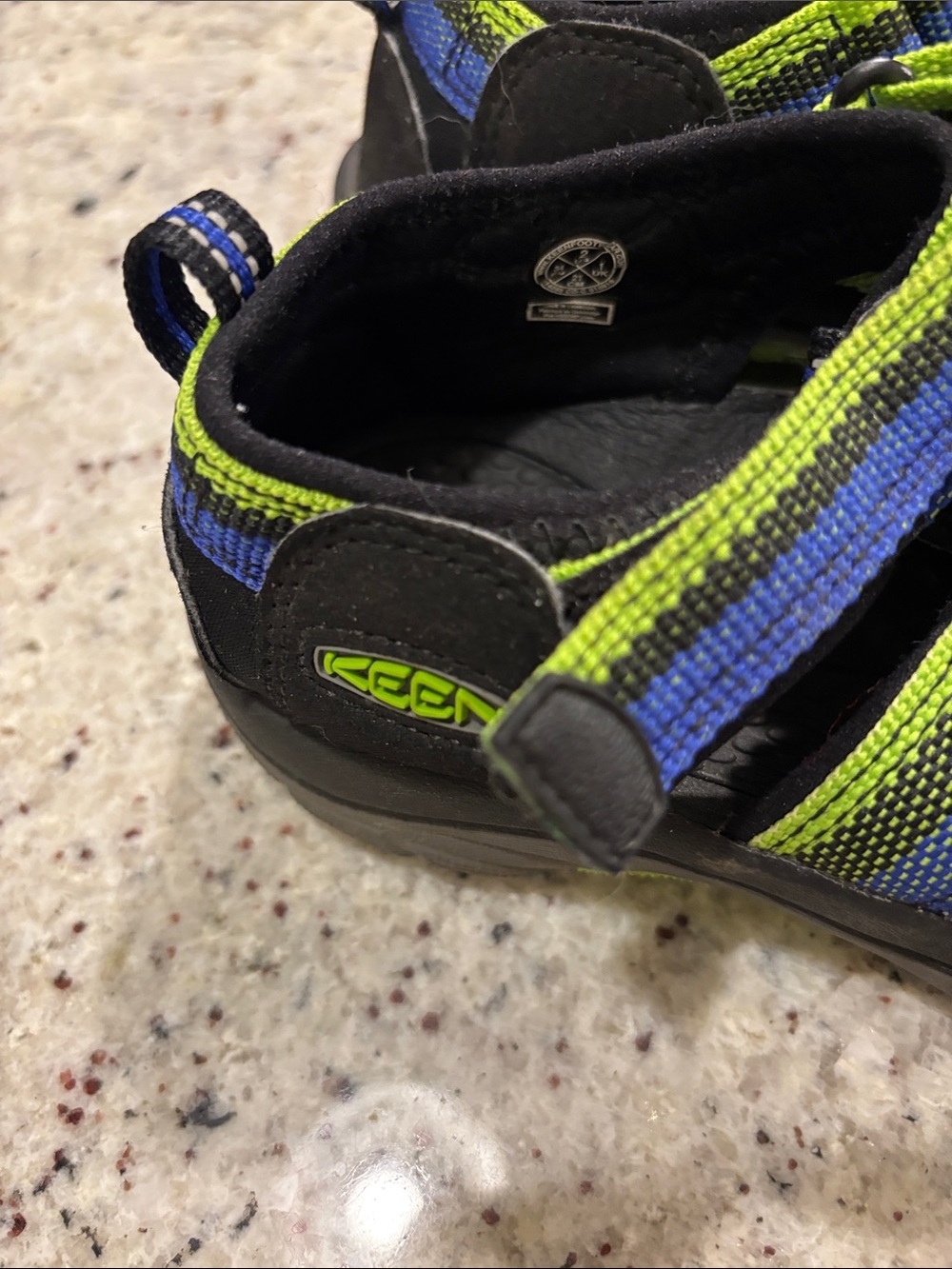 Keen Kids Blue & Green Strappy Closed-Toe Outdoor Sandals - Picture 5 of 8